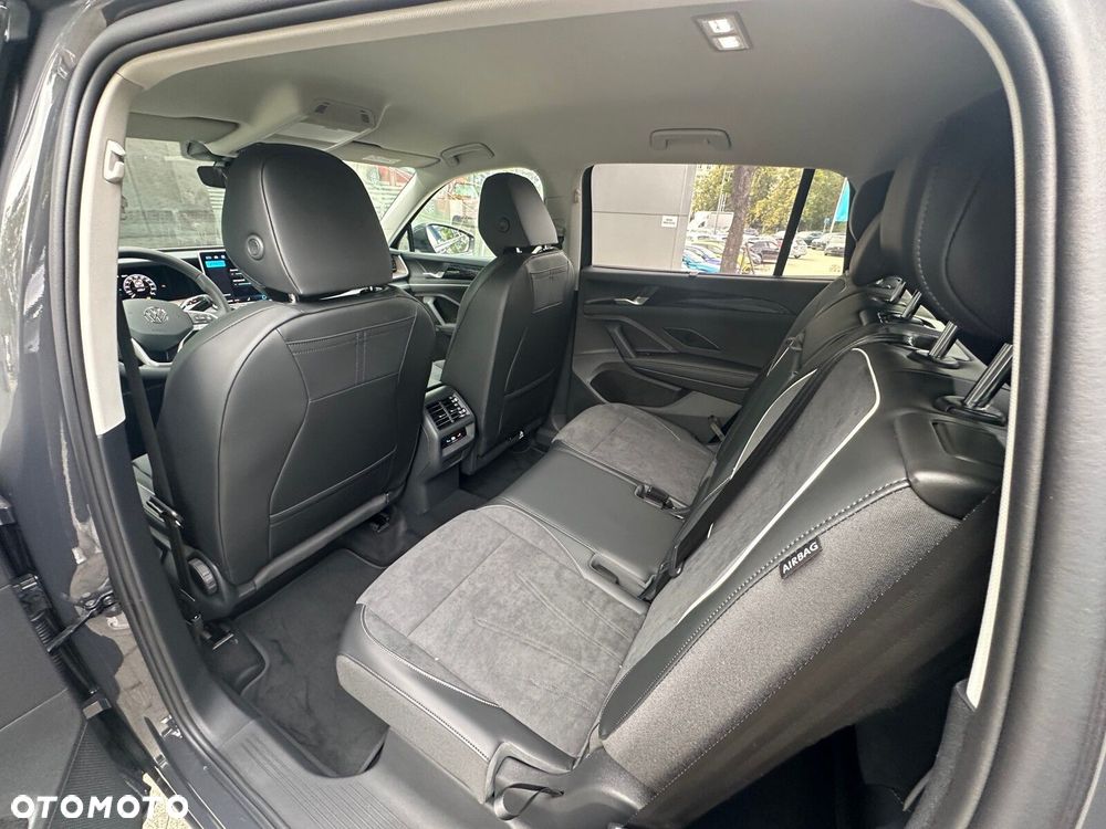 Volkswagen Tayron 2.0 TSI 4Mot Elegance DSG - 25