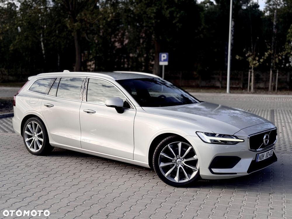 Volvo V60 D3 Momentum Pro - 19