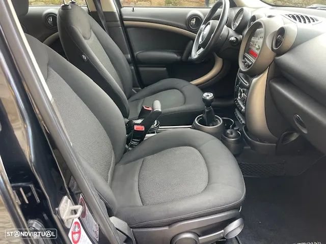 MINI Countryman One D - 27