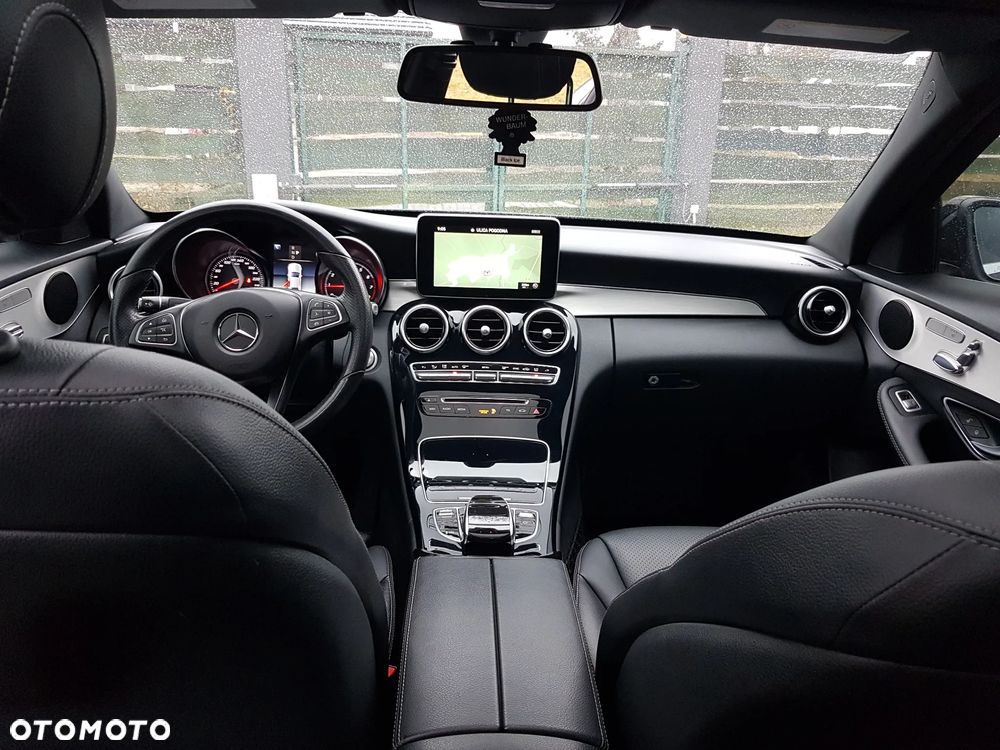 Mercedes-Benz Klasa C 300 9G-TRONIC Avantgarde - 5