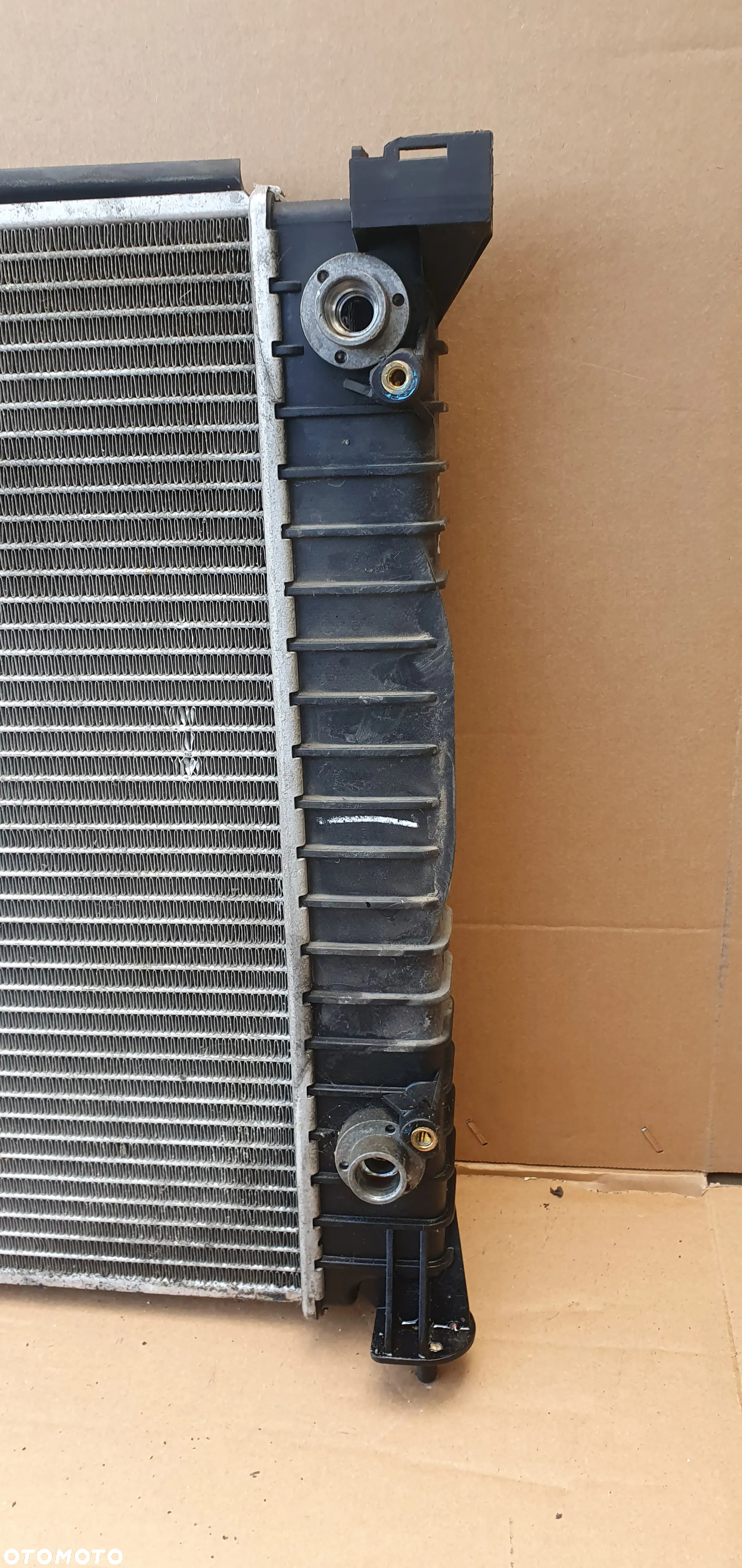 Chłodnica wody płynu Audi A4 B6 2.0 FSI Automat 8E0121251 8E0190251N - 3