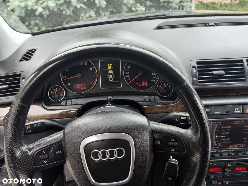 Audi A4 Avant 2.0 T FSI - 23