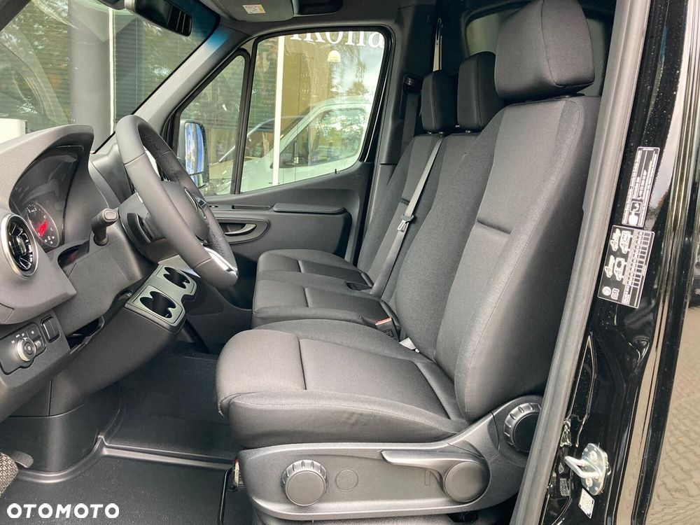 Mercedes-Benz Sprinter 317 CDI OM654 - 11