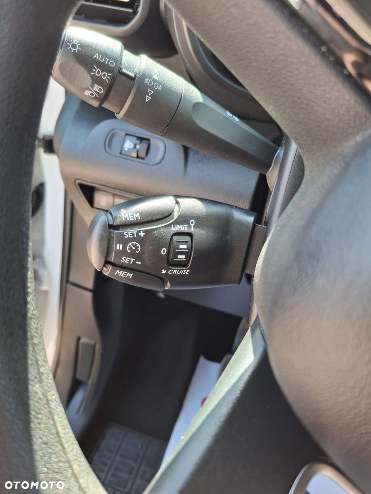 Citroën Berlingo M 1.2 PureTech Feel S&S - 23