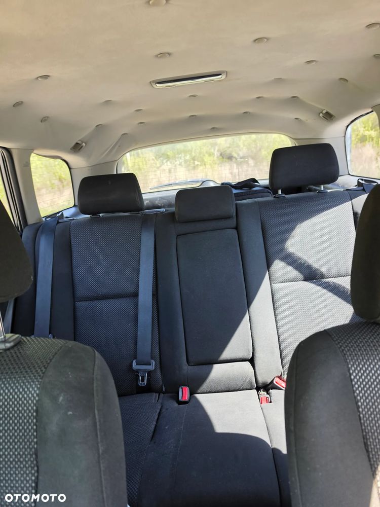 Toyota Avensis 1.8 VVT-i Executive - 10