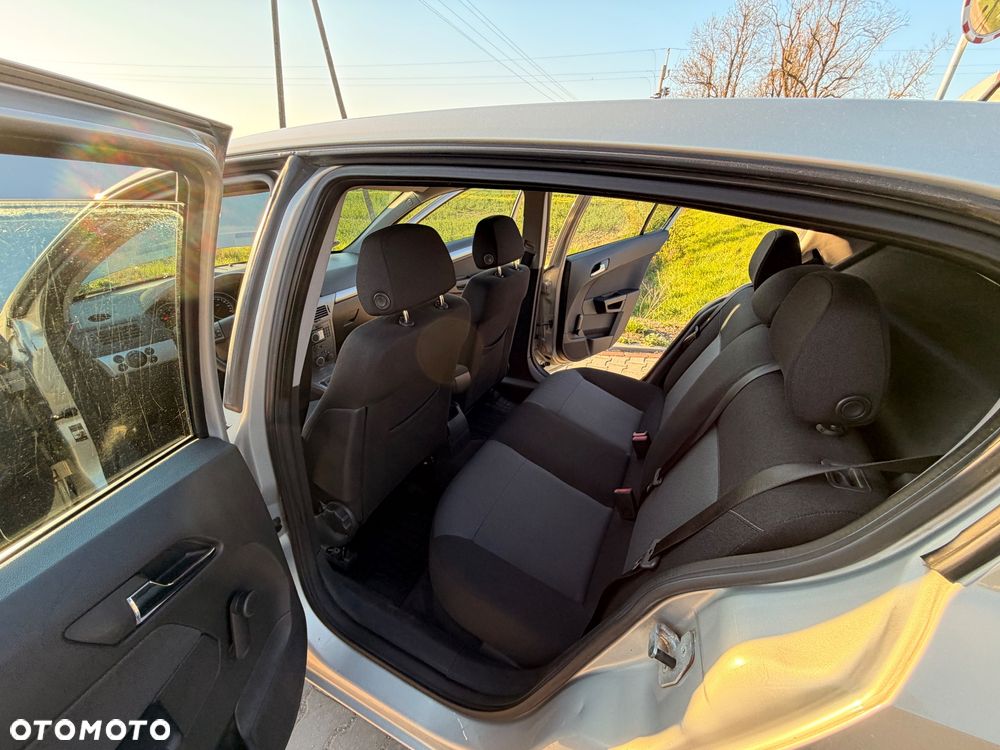 Opel Astra - 10