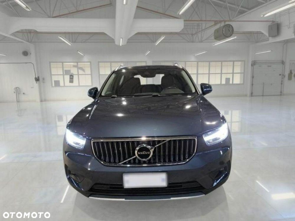 Volvo XC 40 - 3