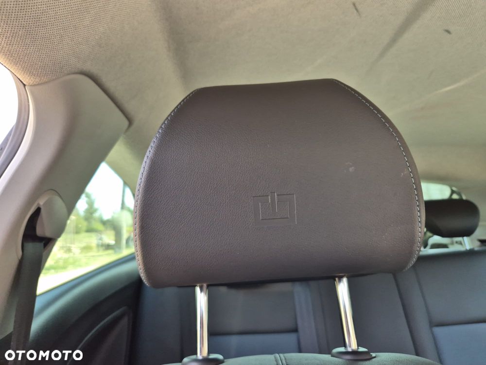 Seat Ibiza SC 1.0 MPI S&S CONNECT - 21