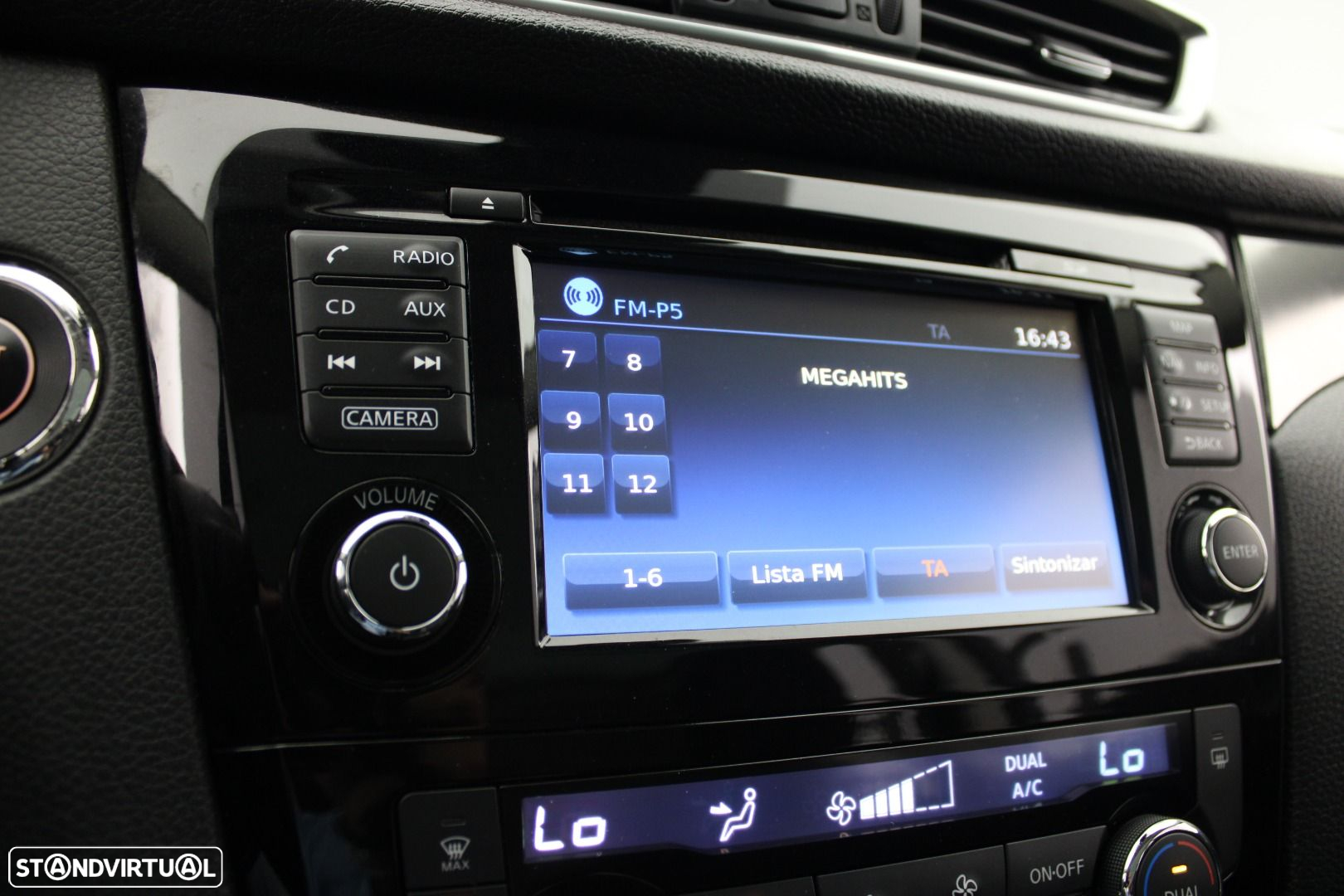 Nissan Qashqai 1.5 dCi N-Connecta - 9