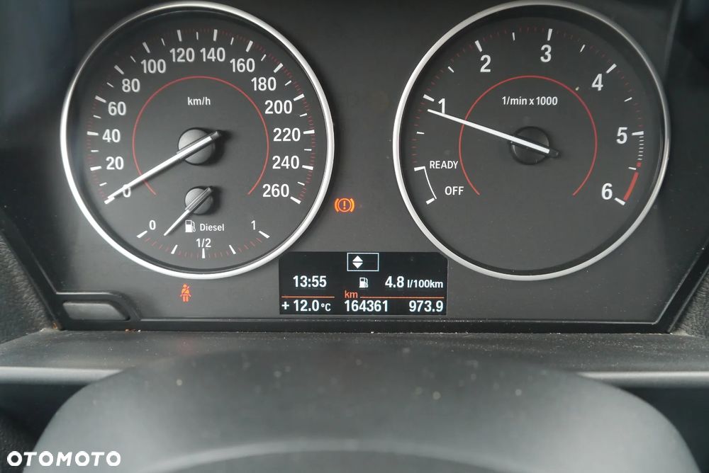 BMW Seria 1 - 25