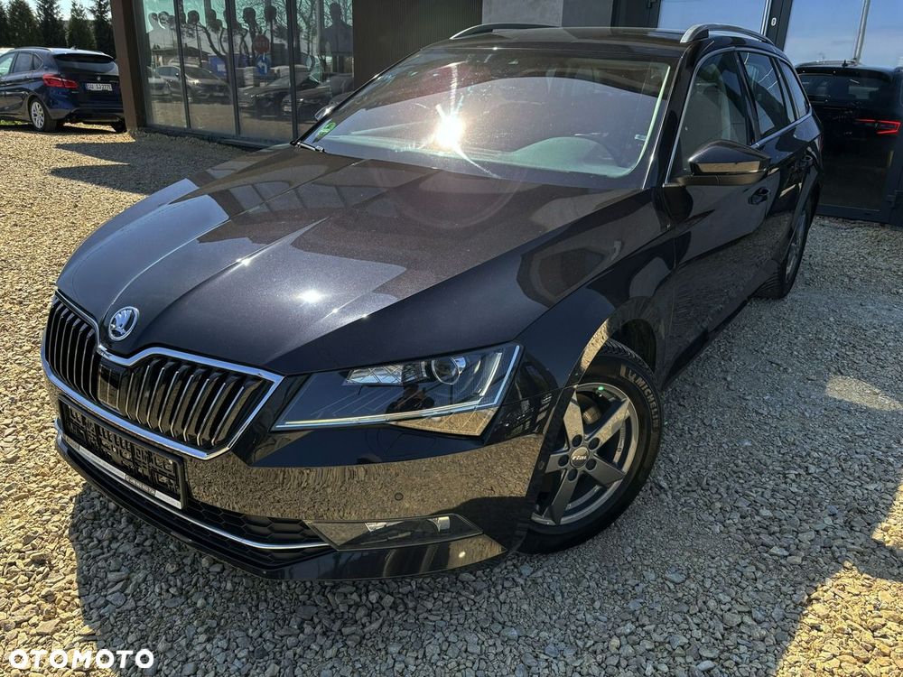 Skoda Superb 2.0 TDI Sportline DSG - 2
