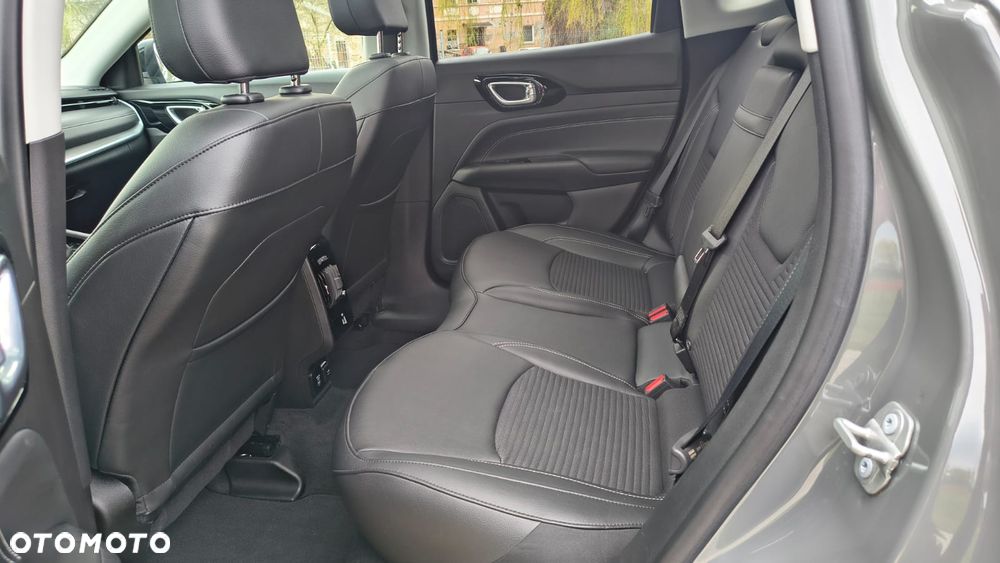 Jeep Compass - 9