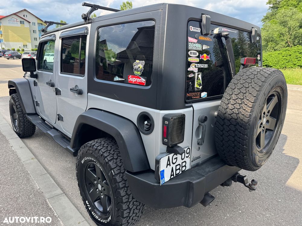 Jeep Wrangler - 3