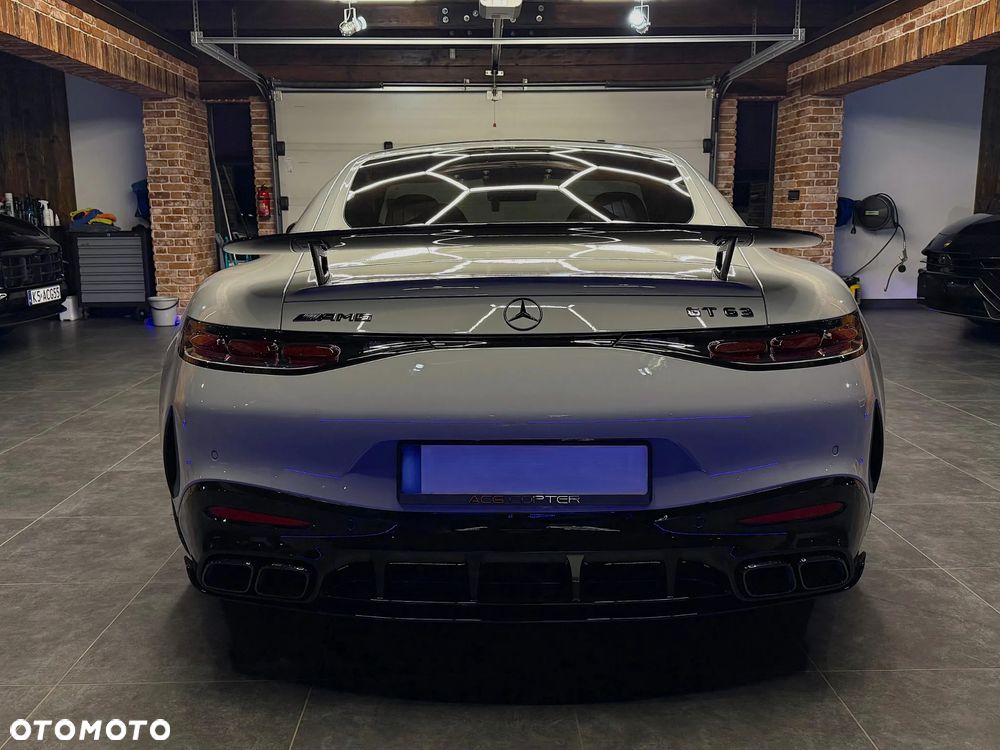 Mercedes-Benz AMG GT - 4