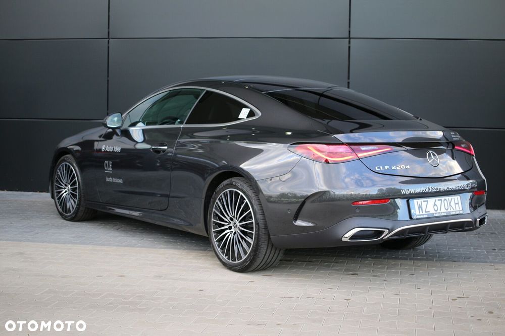 Mercedes-Benz CLE - 8