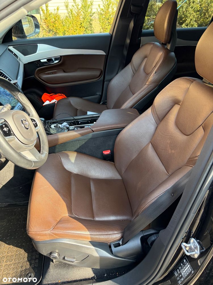 Volvo XC 90 D5 SCR AWD Momentum - 6