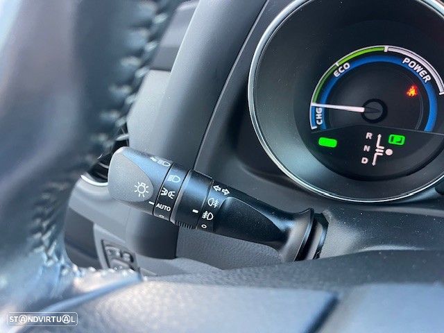 Toyota Auris Touring Sports - 12