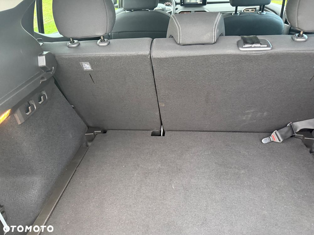 Dacia Sandero Stepway TCe 110 ULTIMATE - 18