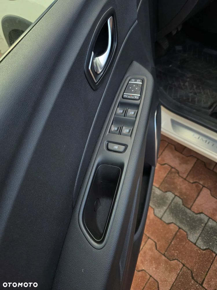 Renault Captur 1.3 TCe Intens - 21