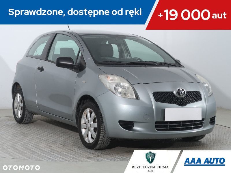 Toyota Yaris - 1