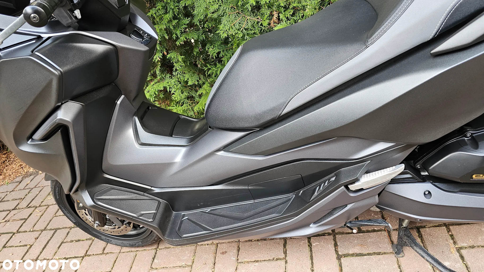 Honda NSS - 12