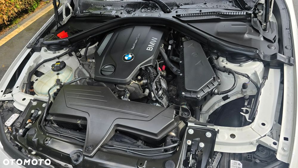 BMW Seria 3 320d Efficient Dynamics Edition - 21