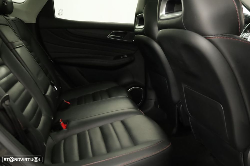 MG EHS 1.5 T-GDI Plug-in Hybrid Luxury - 23