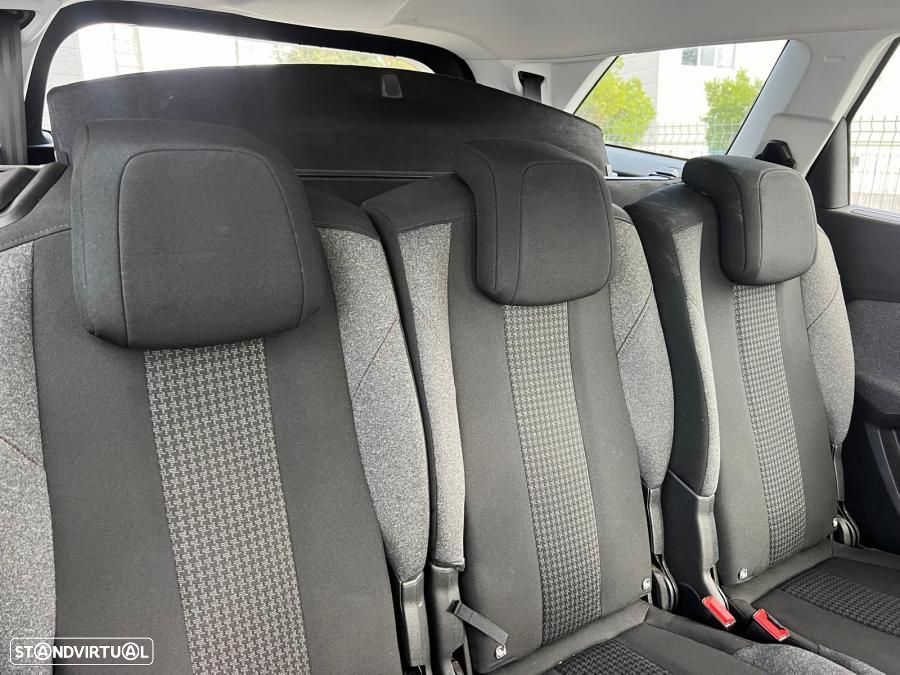 Peugeot 5008 1.5 BlueHDi Active Pack EAT8 - 11