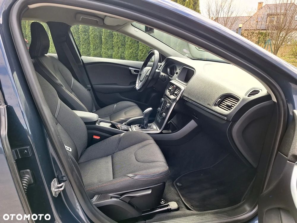 Volvo V40 Cross Country T4 Momentum - 20