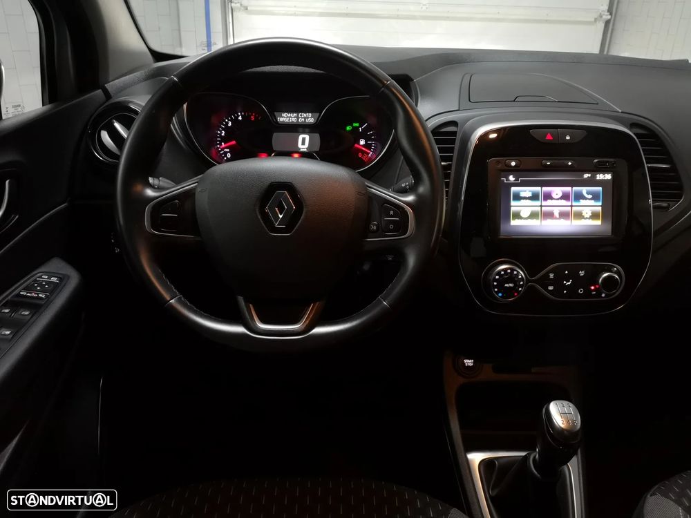 Renault Captur 1.5 dCi Exclusive - 19