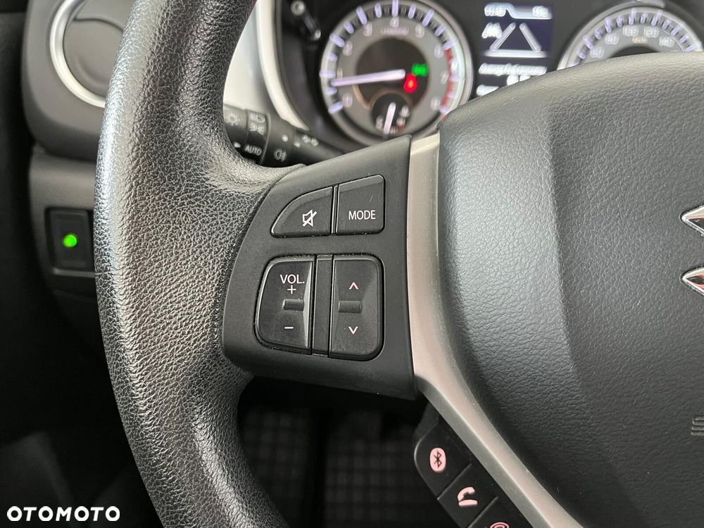 Suzuki Vitara - 24