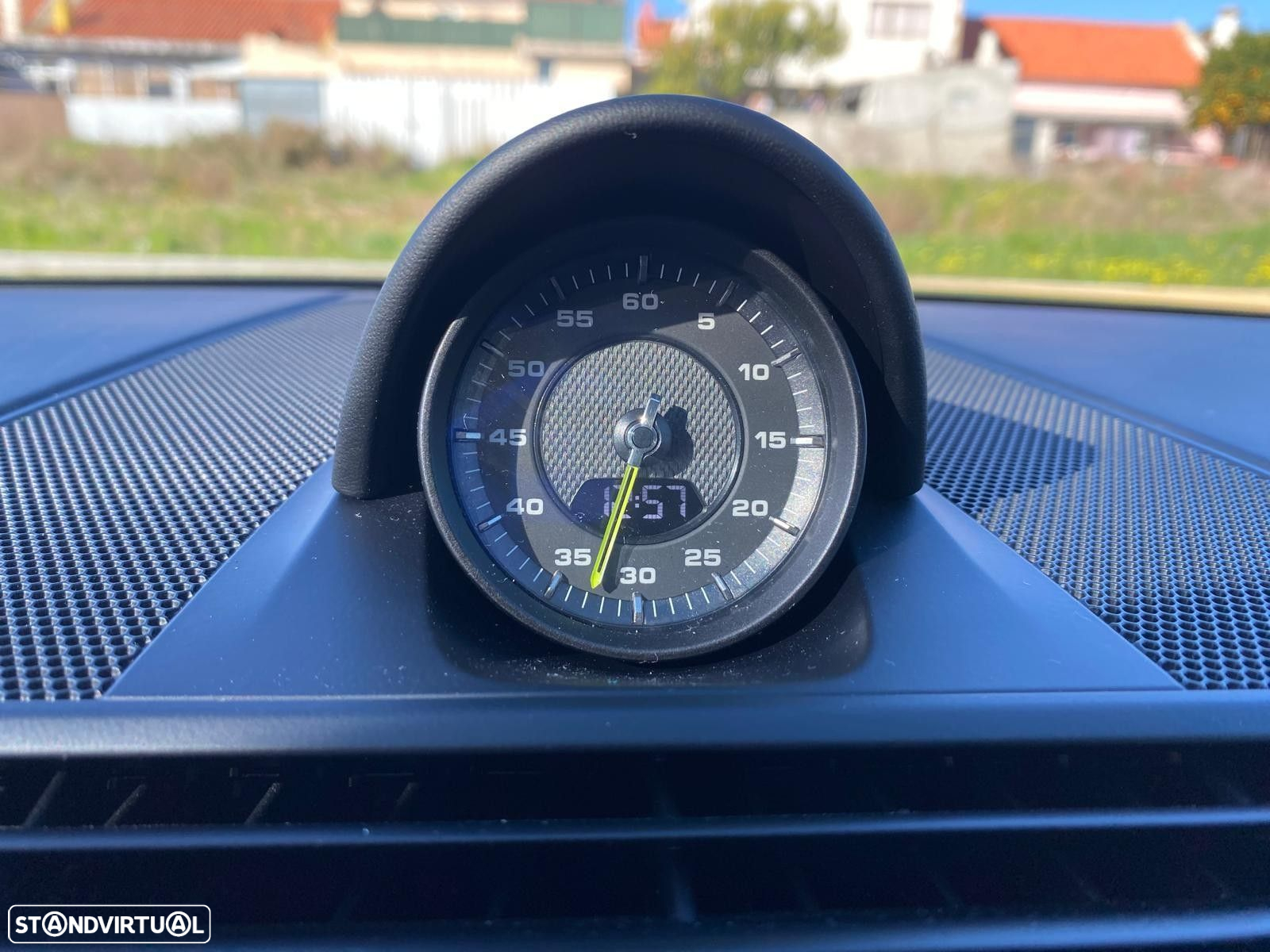 Porsche Panamera 4 E-Hybrid Platinum Edition - 25