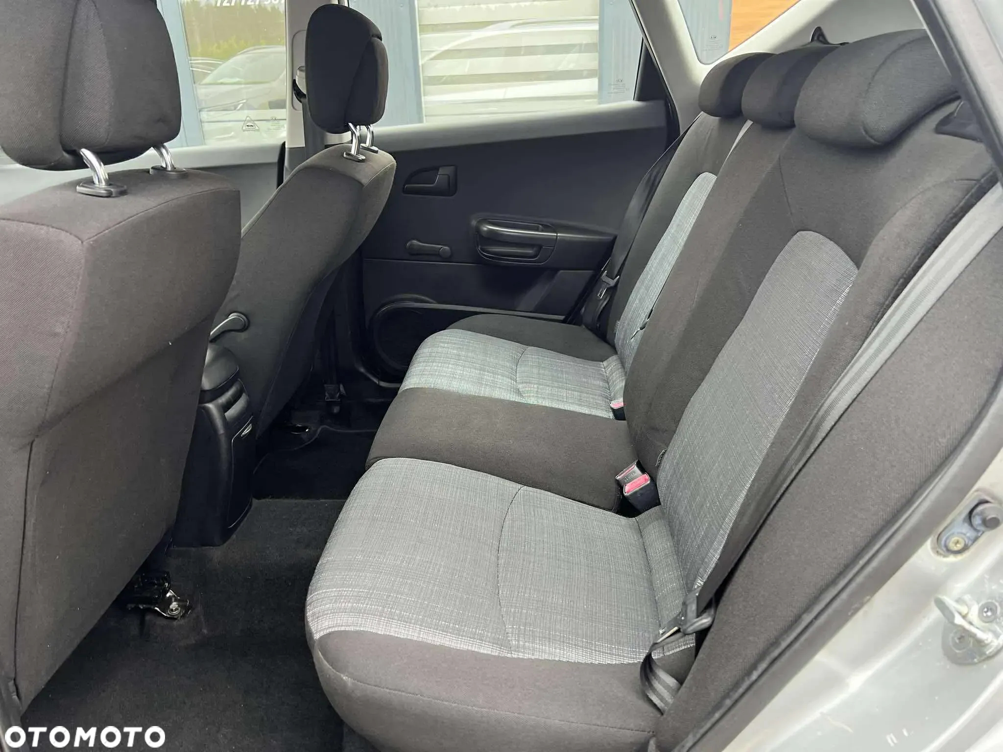 Kia Ceed Cee'd 1.6 Comfort + - 12