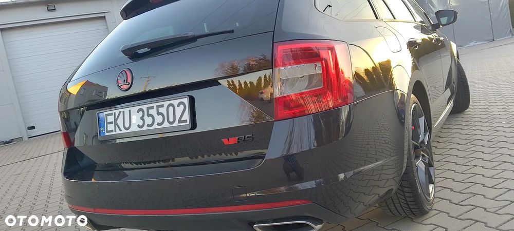 Skoda Octavia 2.0 TDI RS DSG - 18