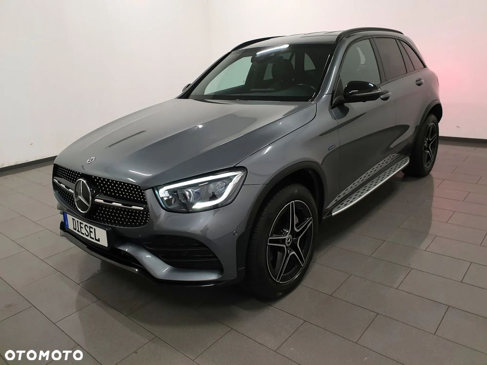 Mercedes-Benz GLC 300 de 4Matic 9G-TRONIC AMG Line Plus - 1