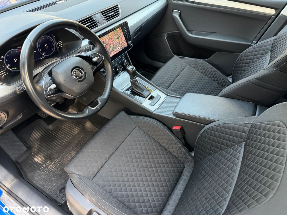 Skoda Superb 2.0 TDI SCR Ambition DSG - 10