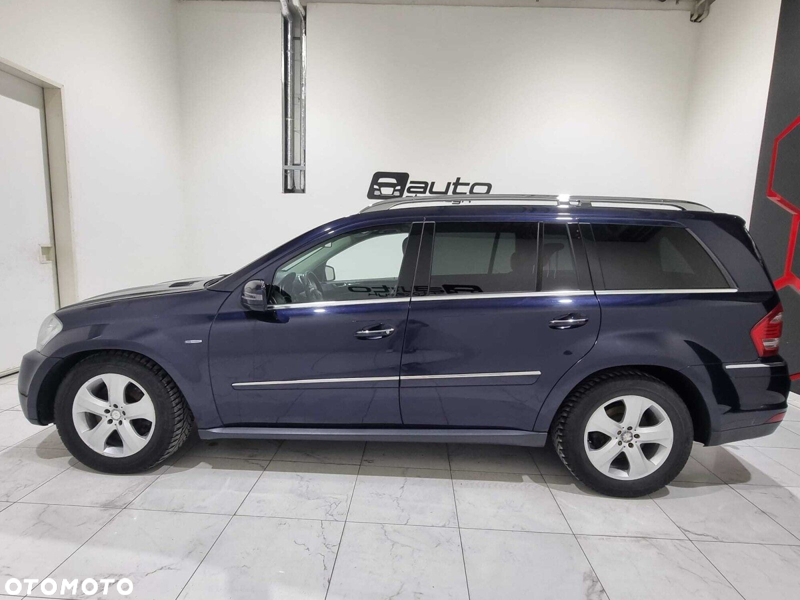 Mercedes-Benz GL - 6