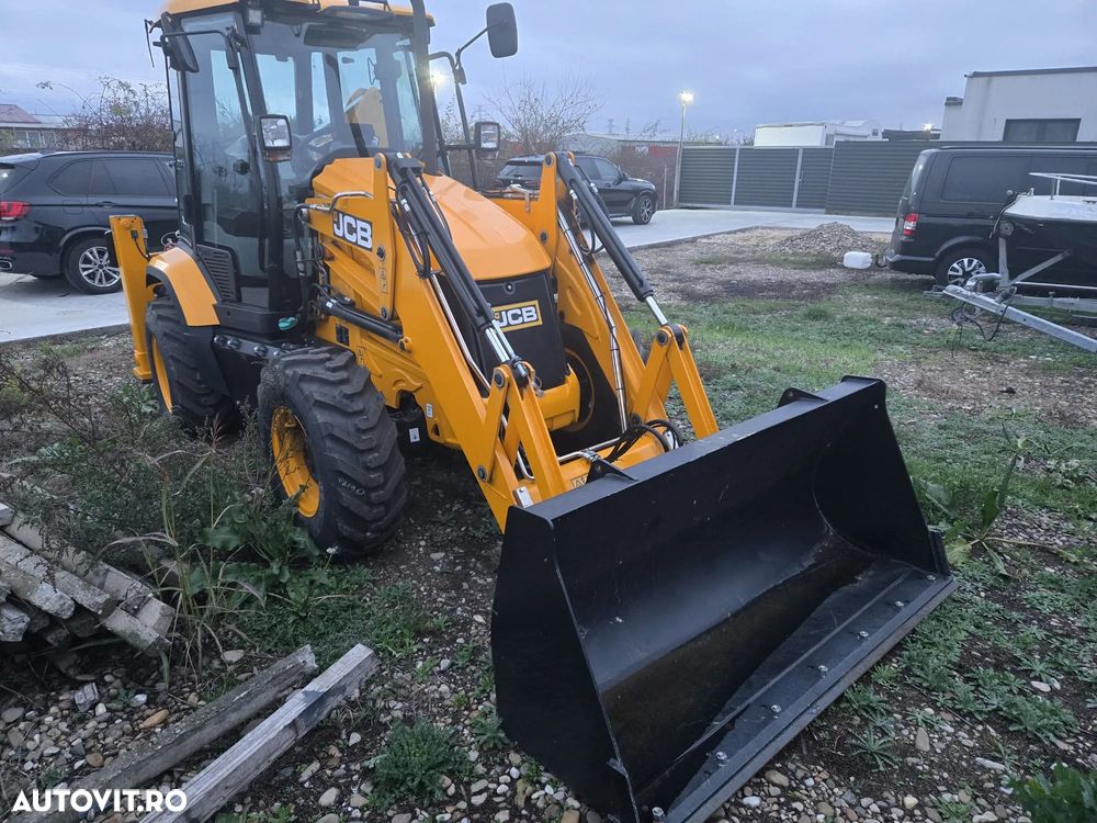 JCB 3CX - 4