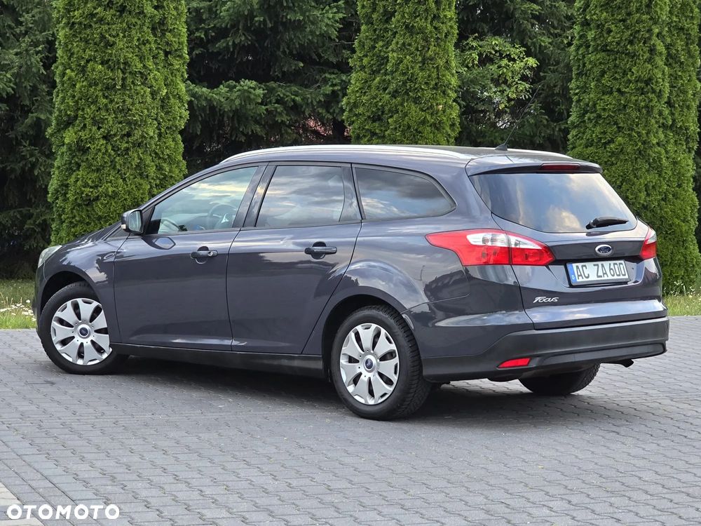 Ford Focus SW 1.6 Ti-VCT Trend - 14
