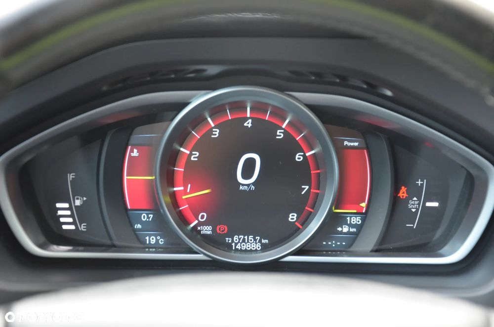 Volvo V40 Cross Country T4 Momentum - 21