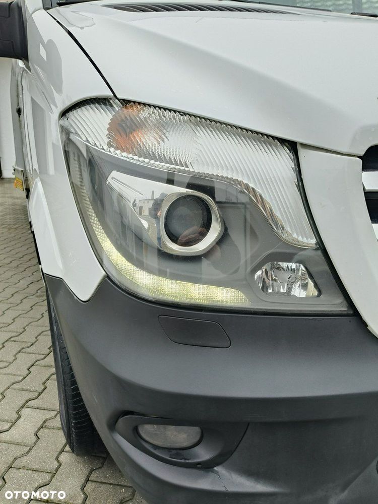 Mercedes-Benz Sprinter - 5