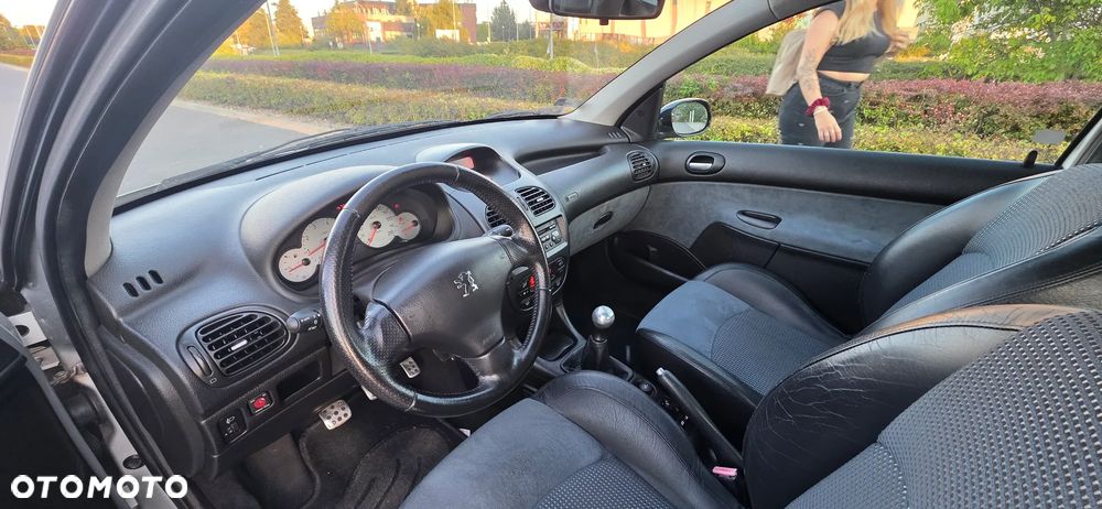 Peugeot 206 2.0 S16 - 10