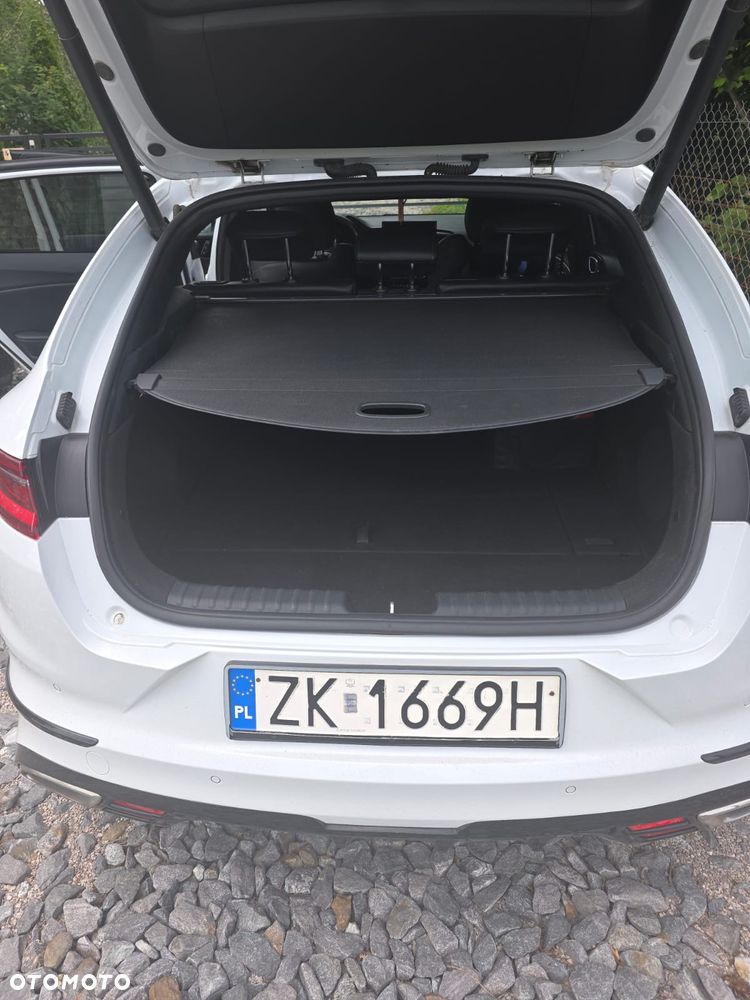 Kia ProCeed 1.6 T-GDI GT DCT - 12