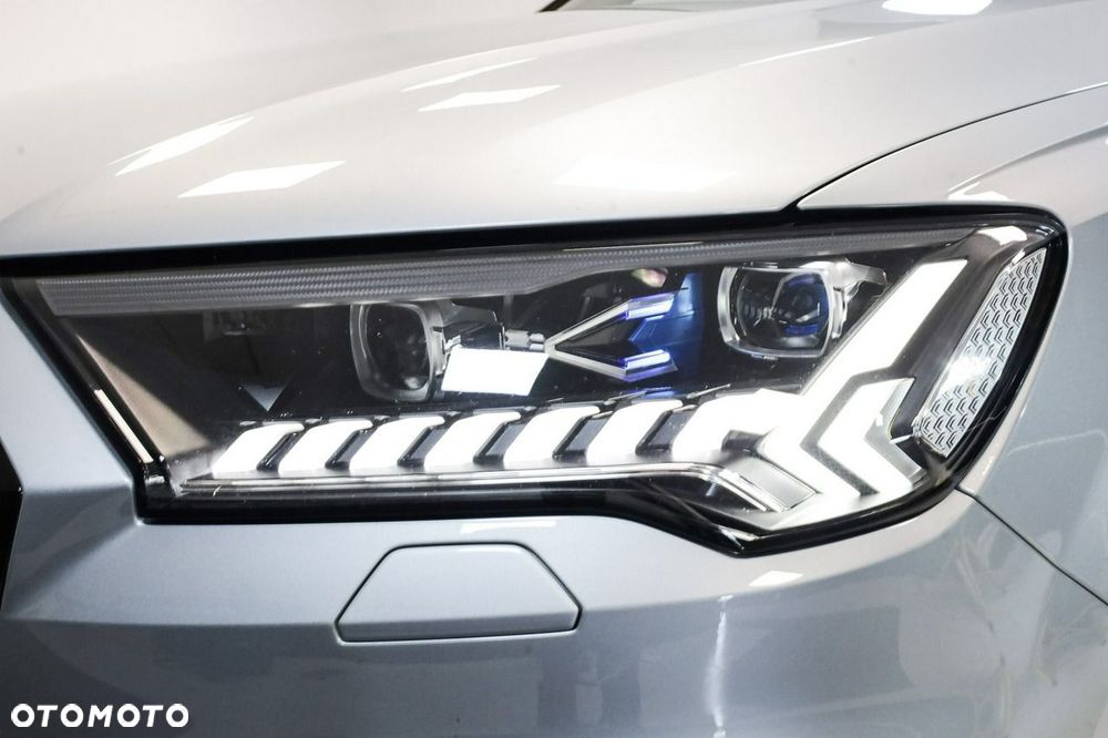 Audi Q7 - 8