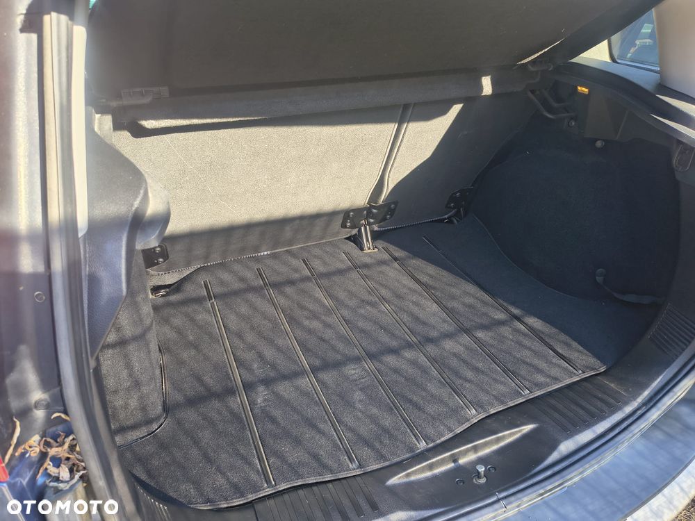 Ford Fusion - 22