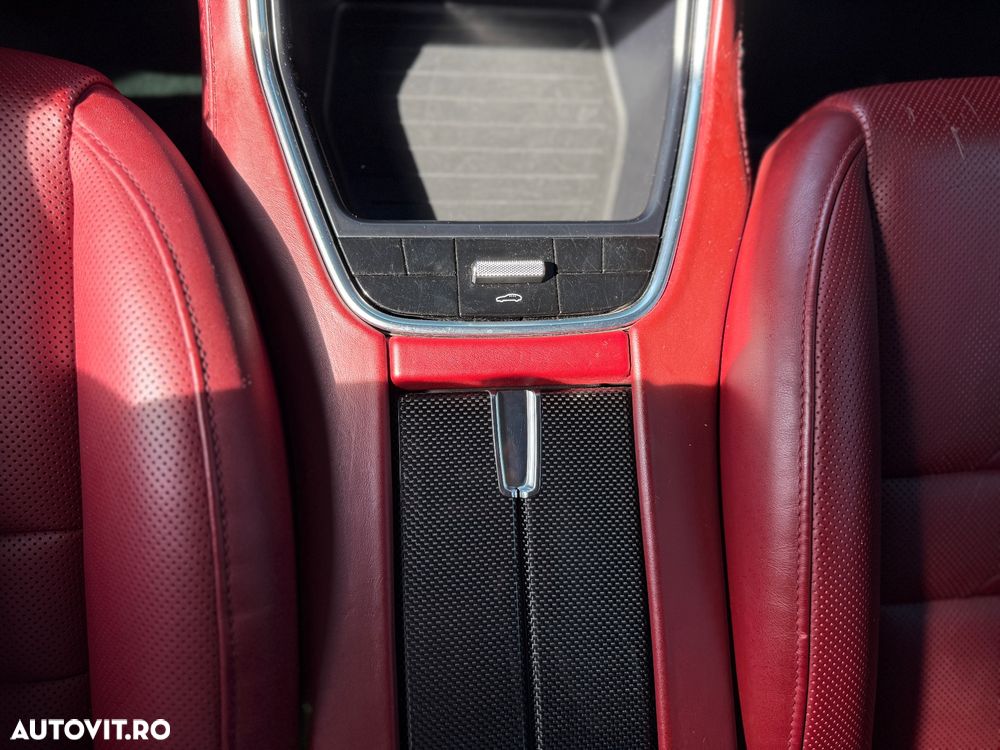 Porsche Panamera - 13