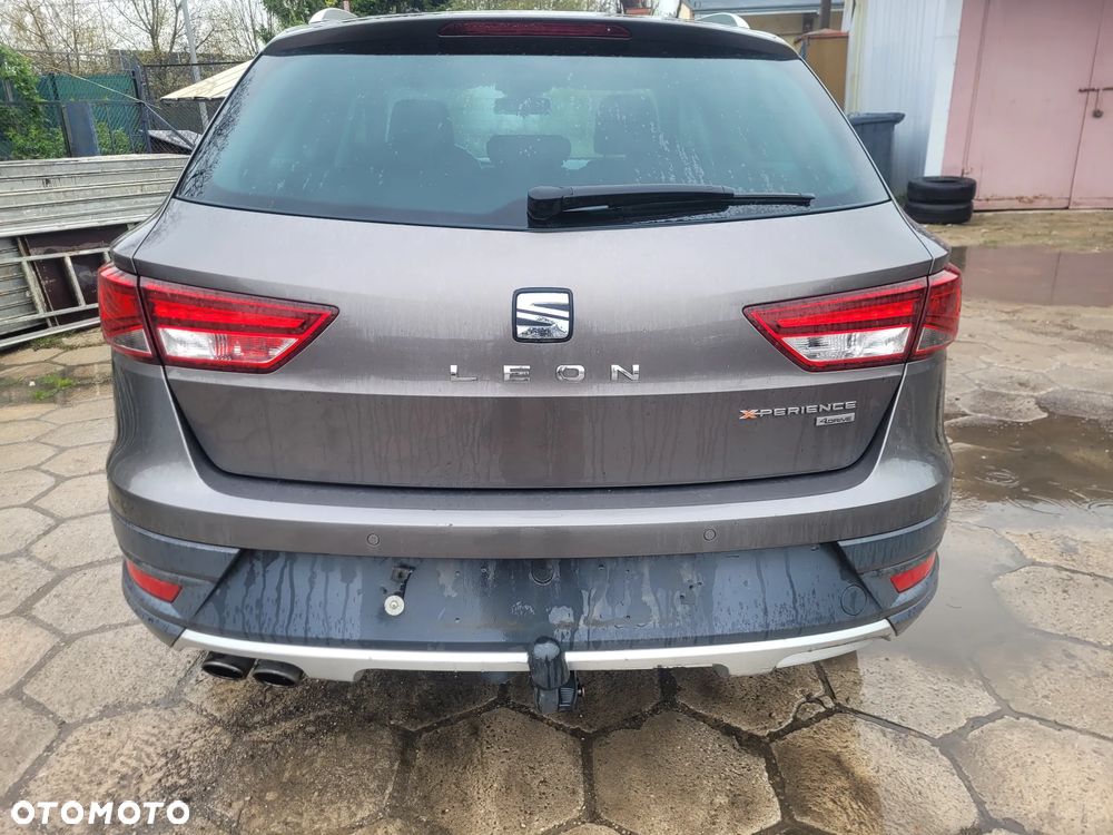 Seat Leon 2.0 TDI DPF Start&Stop DSG XCELLENCE - 20