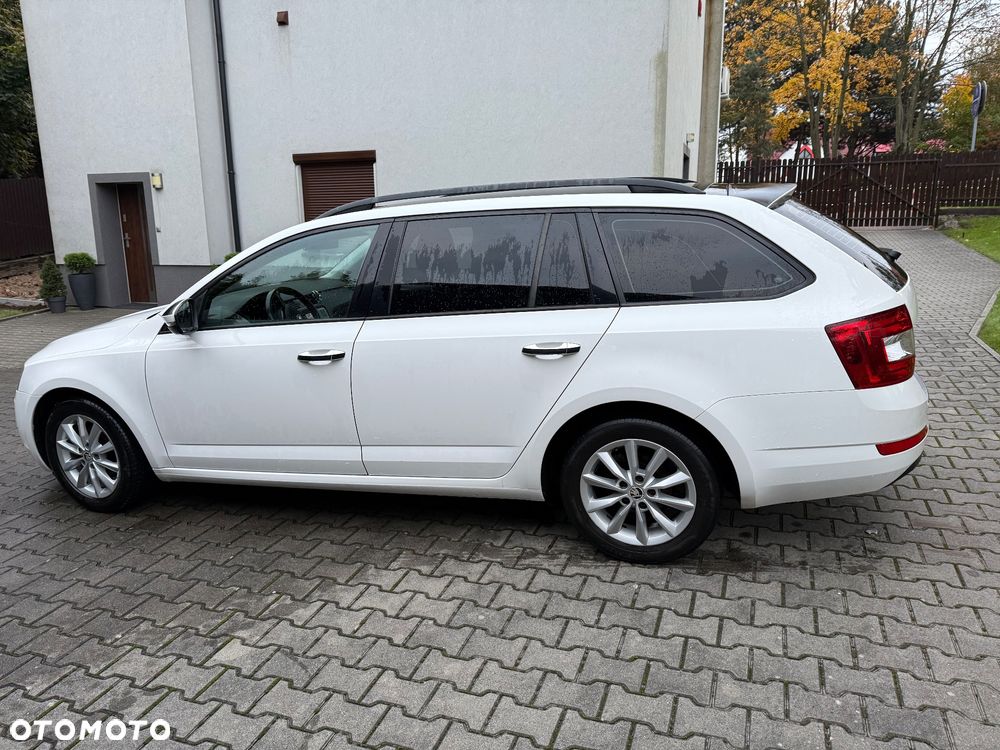 Skoda Octavia 1.6 TDI Active - 9