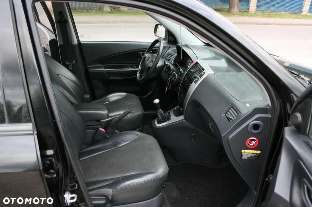 Hyundai Tucson 2.0 Comfort 2WD - 13