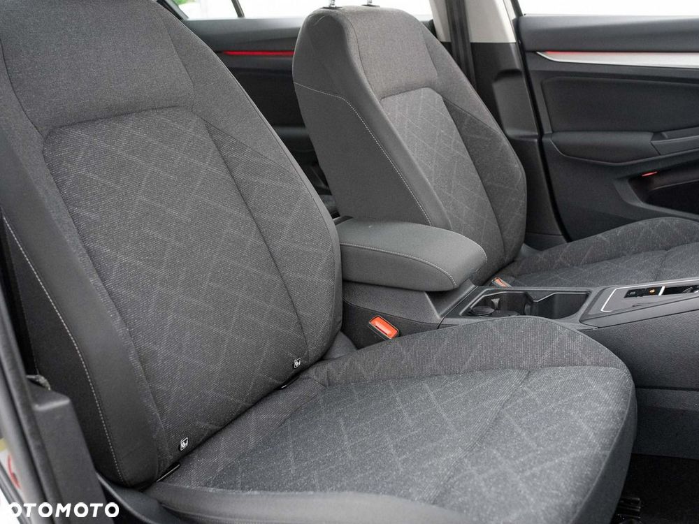 Volkswagen Golf 1.5 eTSI EVO Life DSG - 27